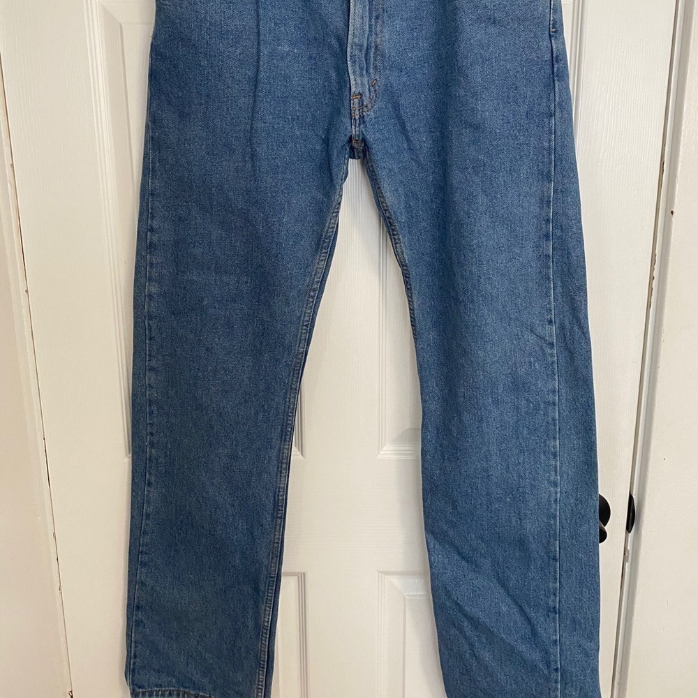 Levi’s Women l HI RISE MOM JEANS 505 LEVIS STRAIGHT FIT - Picture 3 of 3